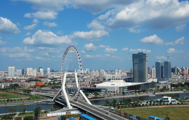 天津暖阳下的温馨故事