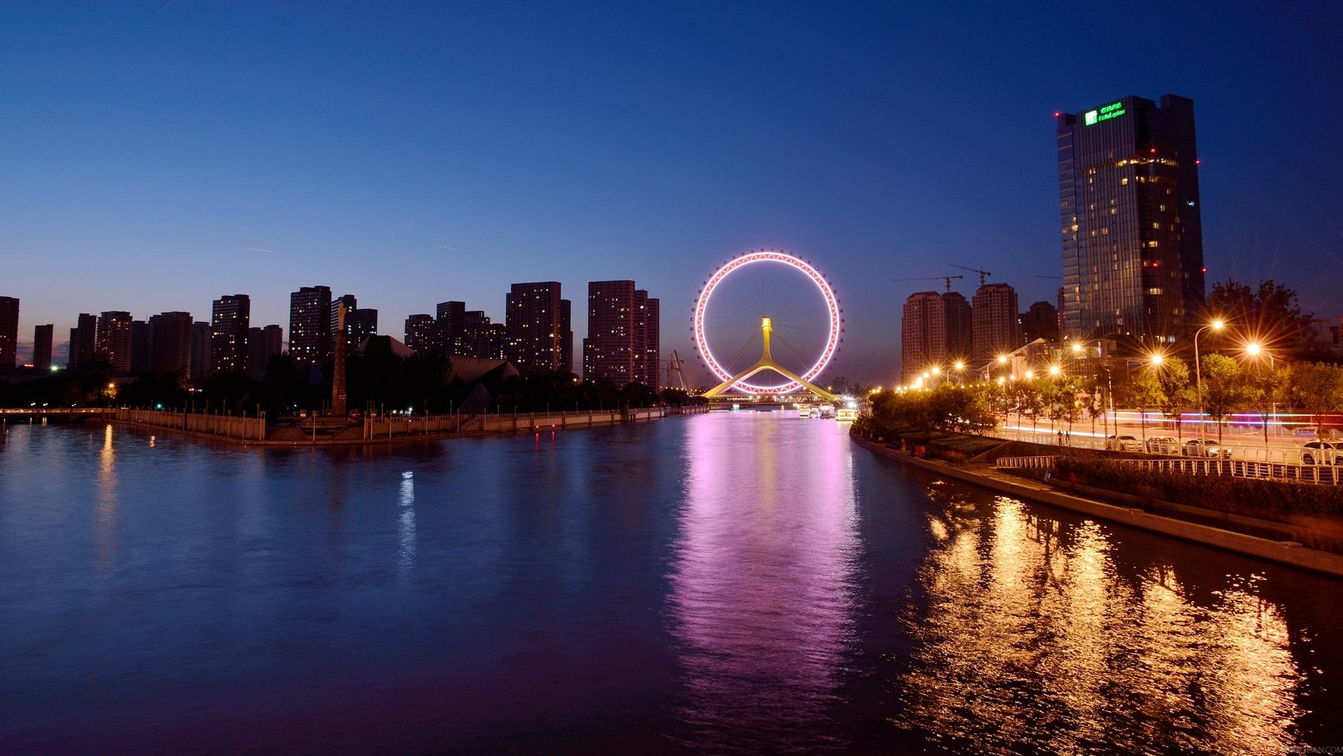 天津暖阳下的温馨故事