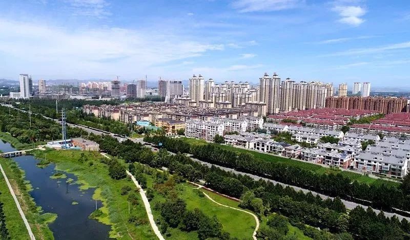 保定，古韵新姿——历史文化与现代转型的交汇之城